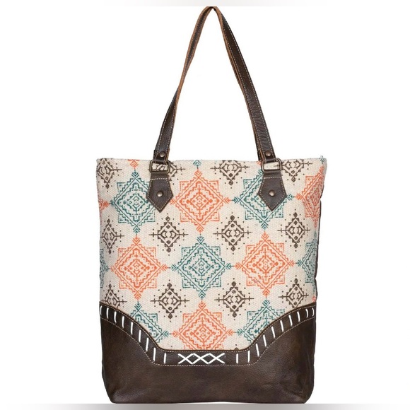 NWT Genuine Leather & Aztec Tribal Print Rug Large Tote Bag Handbag Boho Style - Picture 5 of 6